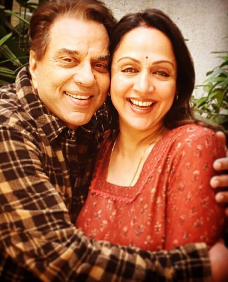 Ahana Deol Father and Mother
